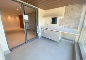 Foto 1 de Apartamento com 4 Quartos à venda, 140m² em Charitas, Niterói