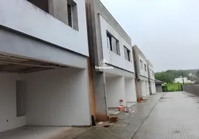 Foto 1 de Casa de Condomínio com 3 Quartos à venda, 135m² em Glória, Joinville