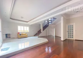 Foto 1 de Casa de Condomínio com 4 Quartos para venda ou aluguel, 395m² em Alphaville, Santana de Parnaíba