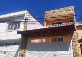 Foto 1 de Sobrado com 3 Quartos à venda, 133m² em Vila Yolanda, Osasco