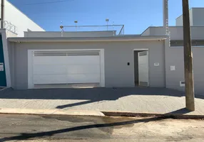 Foto 1 de Casa com 3 Quartos à venda, 195m² em Loteamento Santa Maria, Rio das Pedras