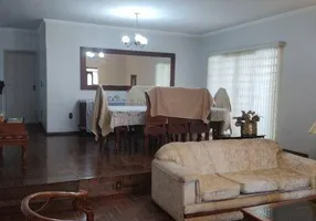 Foto 1 de Casa com 4 Quartos à venda, 273m² em Vila Guedes de Azevedo, Bauru