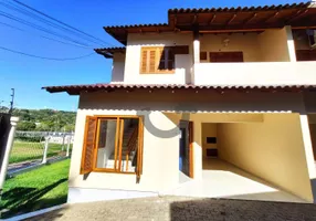 Foto 1 de Casa com 3 Quartos à venda, 129m² em Centro, Santa Cruz do Sul