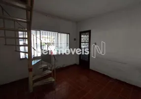 Foto 1 de Casa com 2 Quartos para alugar, 70m² em Vila Brasilina, São Paulo