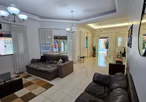 Foto 1 de Casa com 4 Quartos à venda, 270m² em Setor Habitacional Vicente Pires, Brasília