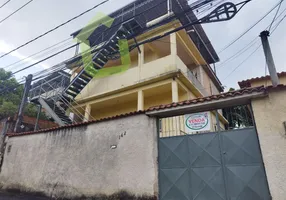 Foto 1 de Casa com 2 Quartos à venda, 125m² em Jardim Iguaçu, Nova Iguaçu