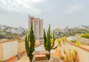 Foto 1 de Casa com 4 Quartos à venda, 360m² em Santa Lúcia, Belo Horizonte