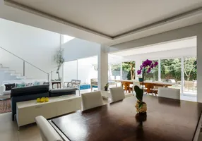 Foto 1 de Casa de Condomínio com 3 Quartos à venda, 368m² em Jurerê, Florianópolis