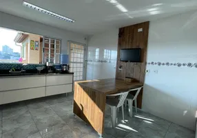 Foto 1 de Sobrado com 3 Quartos à venda, 450m² em Olímpico, São Caetano do Sul