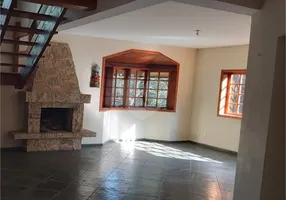 Foto 1 de Sobrado com 3 Quartos à venda, 250m² em Serra da Cantareira, Mairiporã