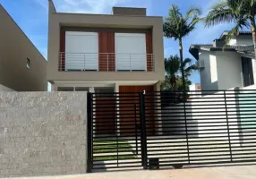 Foto 1 de Casa com 3 Quartos à venda, 194m² em Lagoa da Conceição, Florianópolis