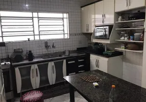 Foto 1 de Casa com 3 Quartos à venda, 130m² em Vila Ema, São Paulo