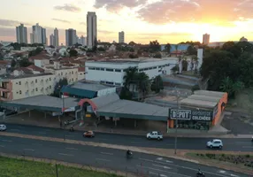 Foto 1 de Galpão/Depósito/Armazém com 50 Quartos para alugar, 8500m² em Centro, Araraquara