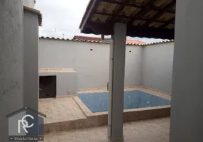 Foto 1 de Casa com 2 Quartos à venda, 58m² em Jardim das Palmeiras, Itanhaém