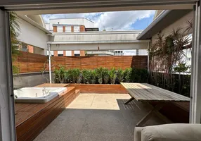 Foto 1 de Cobertura com 2 Quartos à venda, 150m² em Itaim Bibi, São Paulo