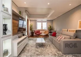 Foto 1 de Apartamento com 3 Quartos à venda, 106m² em Rio Branco, Porto Alegre