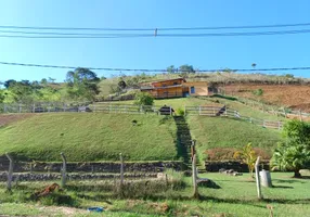 Foto 1 de Fazenda/Sítio com 3 Quartos à venda, 300m² em Zona Rural, Matias Barbosa