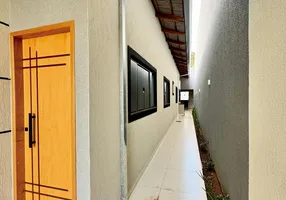 Foto 1 de Casa com 2 Quartos à venda, 150m² em Mangabeira, Feira de Santana