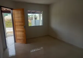 Foto 1 de Casa com 2 Quartos à venda, 90m² em Ubatiba, Maricá