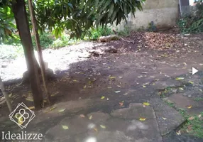 Foto 1 de Lote/Terreno à venda, 360m² em Aterrado, Volta Redonda