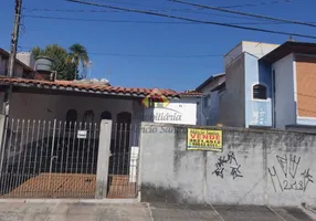 Foto 1 de Casa com 2 Quartos à venda, 110m² em Vila Iapi, Taubaté