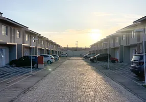 Foto 1 de Casa de Condomínio com 3 Quartos à venda, 90m² em Parque Santa Maria, Fortaleza