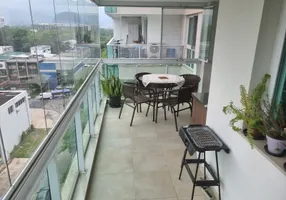 Foto 1 de Apartamento com 3 Quartos à venda, 93m² em Barra da Tijuca, Rio de Janeiro