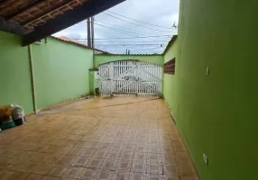 Foto 1 de Casa com 2 Quartos à venda, 98m² em Maracanã, Praia Grande