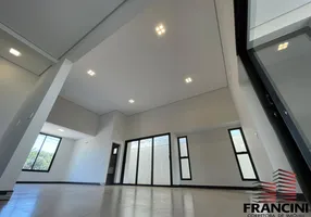 Foto 1 de Casa de Condomínio com 3 Quartos à venda, 300m² em Chácaras Odete, Bauru