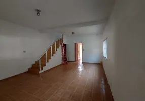 Foto 1 de Casa com 4 Quartos para alugar, 100m² em Vila Tupi, Praia Grande