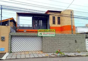 Foto 1 de Casa de Condomínio com 5 Quartos à venda, 275m² em Fátima, Fortaleza