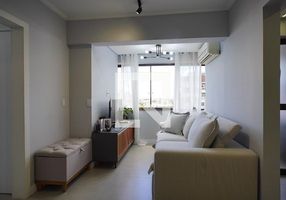 Foto 1 de Cobertura com 2 Quartos para alugar, 122m² em Passo da Areia, Porto Alegre