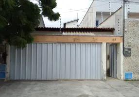 Foto 1 de Casa com 2 Quartos para alugar, 50m² em Cajazeiras, Fortaleza