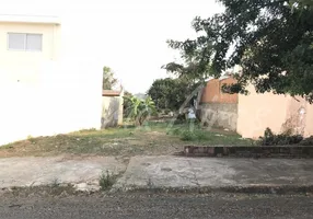 Foto 1 de Lote/Terreno à venda, 330m² em Parque Paraiso, São Carlos