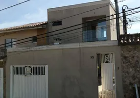 Foto 1 de Sobrado com 3 Quartos à venda, 270m² em Vila Pedra Branca, São Paulo