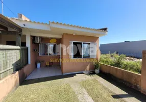 Foto 1 de Casa com 2 Quartos à venda, 100m² em Indianópolis, Tramandaí