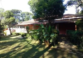 Foto 1 de Fazenda/Sítio com 4 Quartos à venda, 2000m² em Curucutu, São Bernardo do Campo