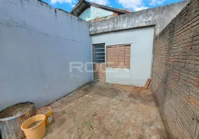 Foto 1 de Casa com 2 Quartos para alugar, 71m² em Loteamento Habitacional Sao Carlos 1, São Carlos