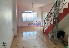 Foto 1 de Sobrado com 4 Quartos à venda, 170m² em Jardim Primavera, Jacareí