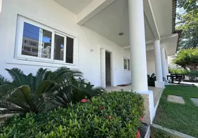 Foto 1 de Casa de Condomínio com 3 Quartos para alugar, 250m² em Lagoa, Macaé