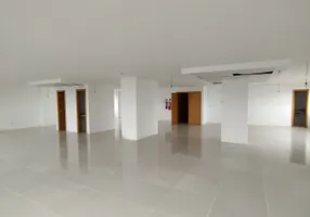 Foto 1 de Sala Comercial para alugar, 213m² em Caminho Das Árvores, Salvador