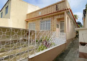 Foto 1 de Casa com 5 Quartos à venda, 588m² em Cavalcânti, Rio de Janeiro
