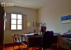 Foto 1 de Casa com 2 Quartos à venda, 90m² em Jardim Marajoara, São Paulo