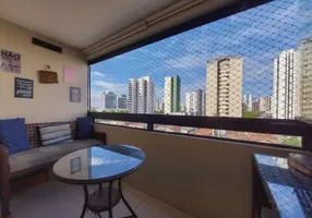 Foto 1 de Apartamento com 3 Quartos à venda, 145m² em Madalena, Recife