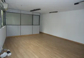 Foto 1 de Sala Comercial com 2 Quartos à venda, 47m² em Santa Cecília, São Paulo