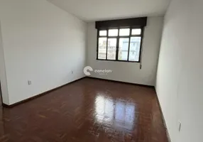 Foto 1 de Apartamento com 4 Quartos à venda, 112m² em Centro, Santa Maria