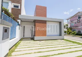Foto 1 de Casa de Condomínio com 3 Quartos à venda, 99m² em Hípica, Porto Alegre