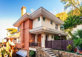 Foto 1 de Casa de Condomínio com 3 Quartos à venda, 343m² em Jardim Isabel, Porto Alegre