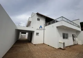 Foto 1 de Casa com 3 Quartos à venda, 376m² em Jota, Brumadinho