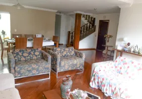 Foto 1 de Casa com 4 Quartos à venda, 401m² em Nossa Senhora Auxiliadora, Ponte Nova
